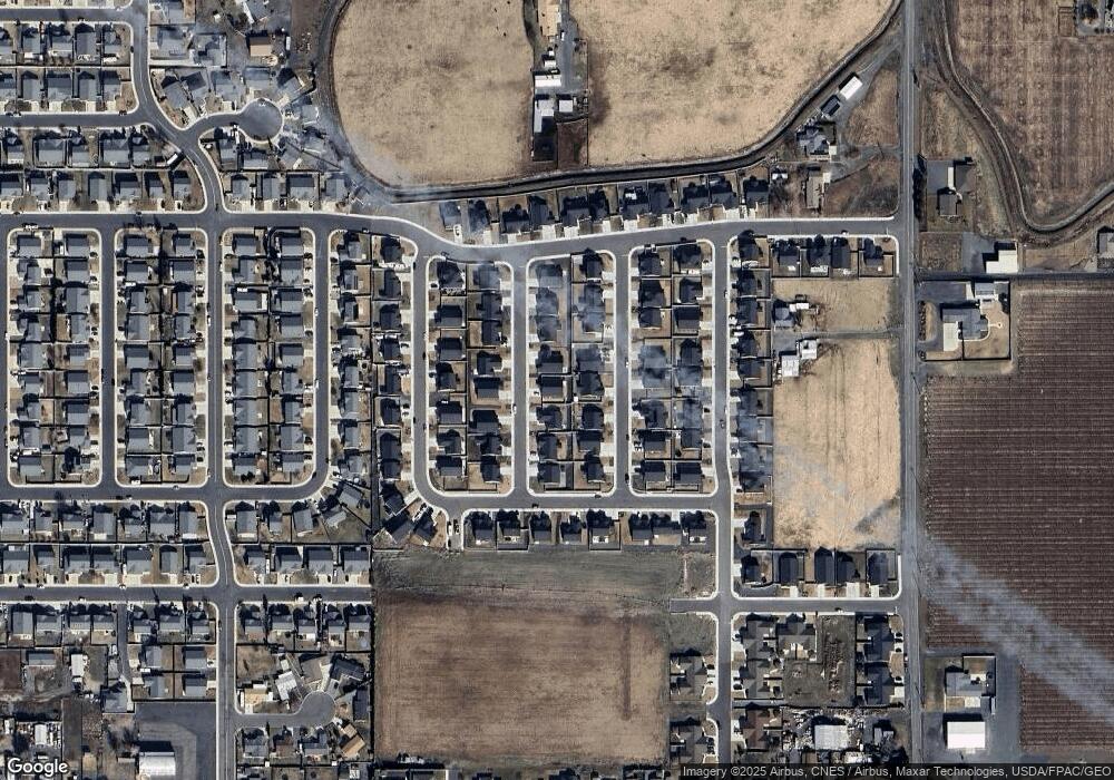 507 Stuart St, Moxee, WA 98936 - photo 1