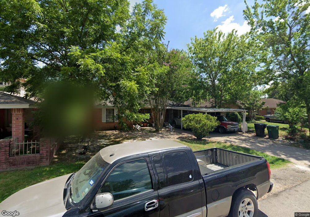 802 E 43rd St, Houston, TX 77022 - photo 1