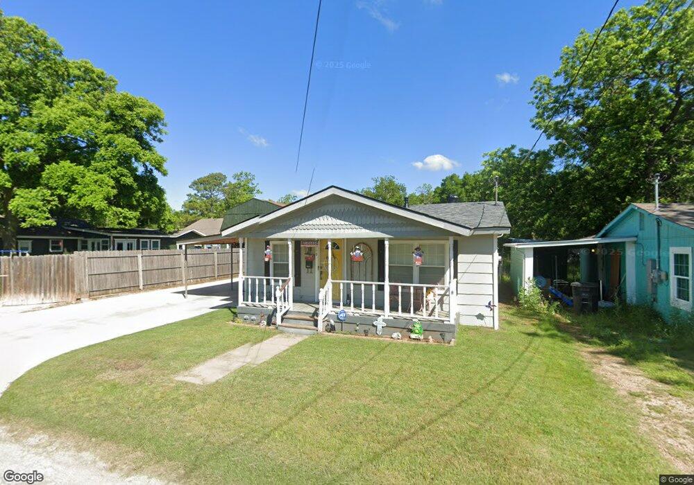 110 Monroe St, Cleburne, TX 76033 - photo 1