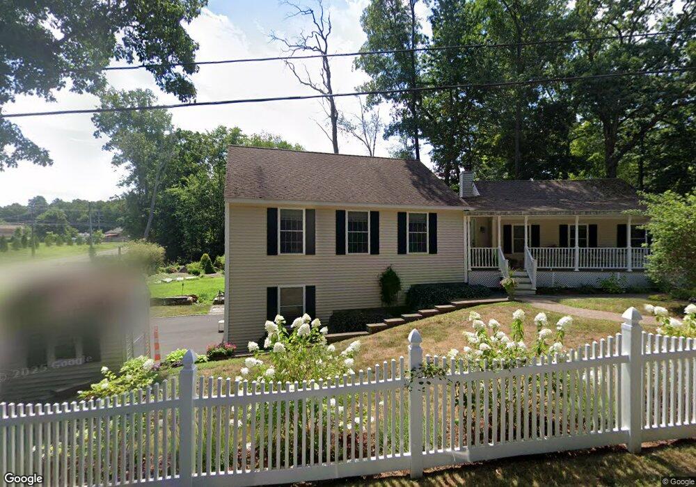 3 Mohawk Trail, East Hampton, CT 06424 - photo 1