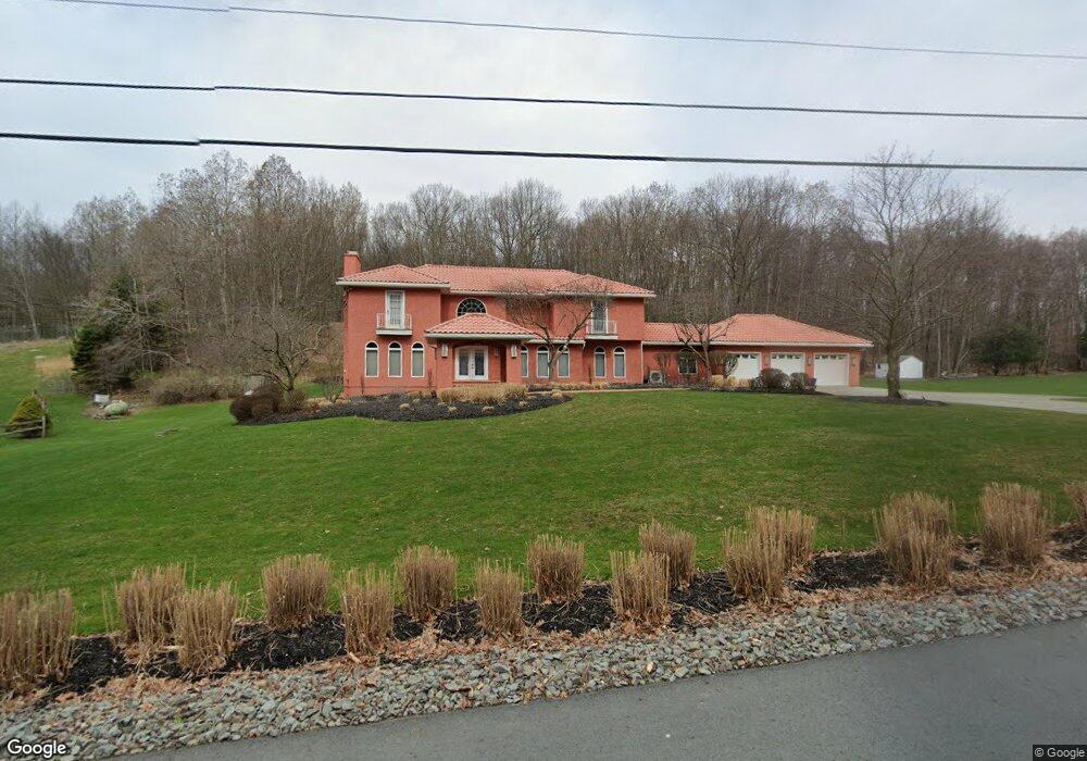 1302 Fords Pond Rd, Clarks Summit, PA 18411 - photo 1