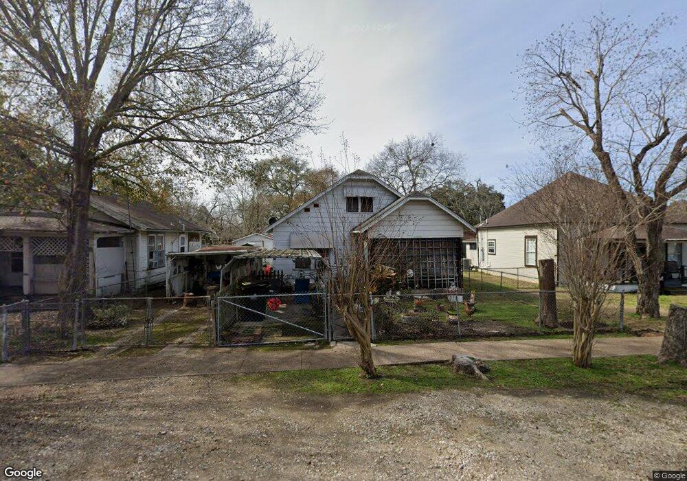 1512 7th St, Rosenberg, TX 77471 - photo 1