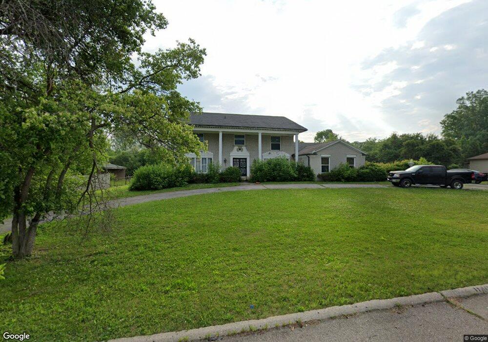 1140 River Forest Dr, Flint, MI 48532 - photo 1