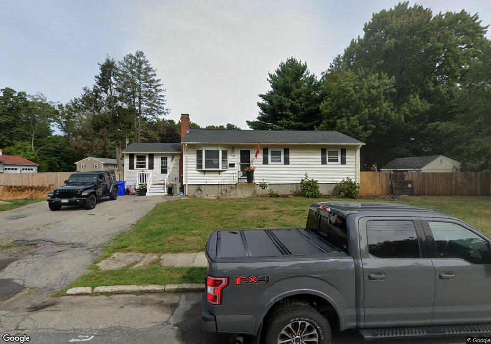 124 Manzella Ct, Rockland, MA 02370 - photo 1