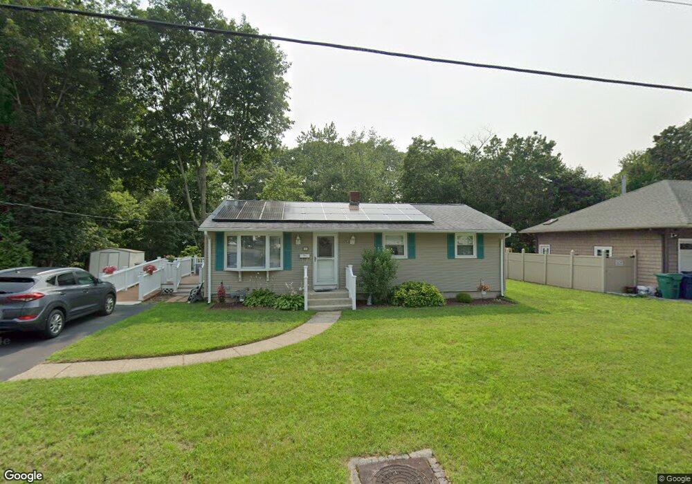 163 Burbank Dr, Warwick, RI 02886 - photo 1