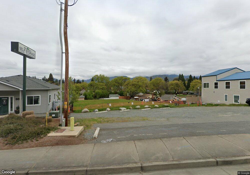 670 Rogue River Hwy, Grants Pass, OR 97527 - photo 1