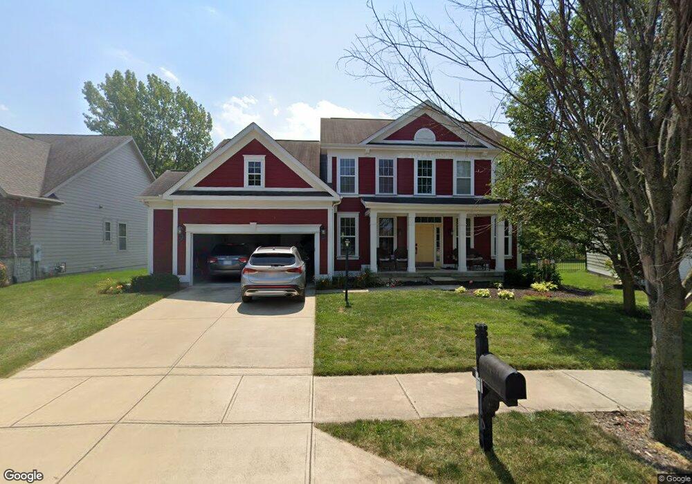 10725 Sunbird Dr, Fishers, IN 46038 - photo 1