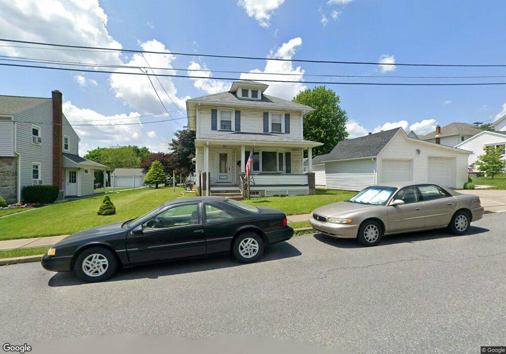 110 S Fairview St, Nazareth, PA 18064 - photo 1