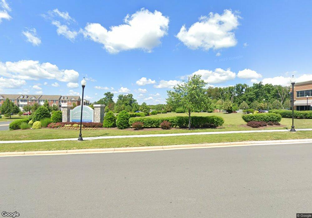 25061 Riding Plaza, Chantilly, VA 20152 - photo 1