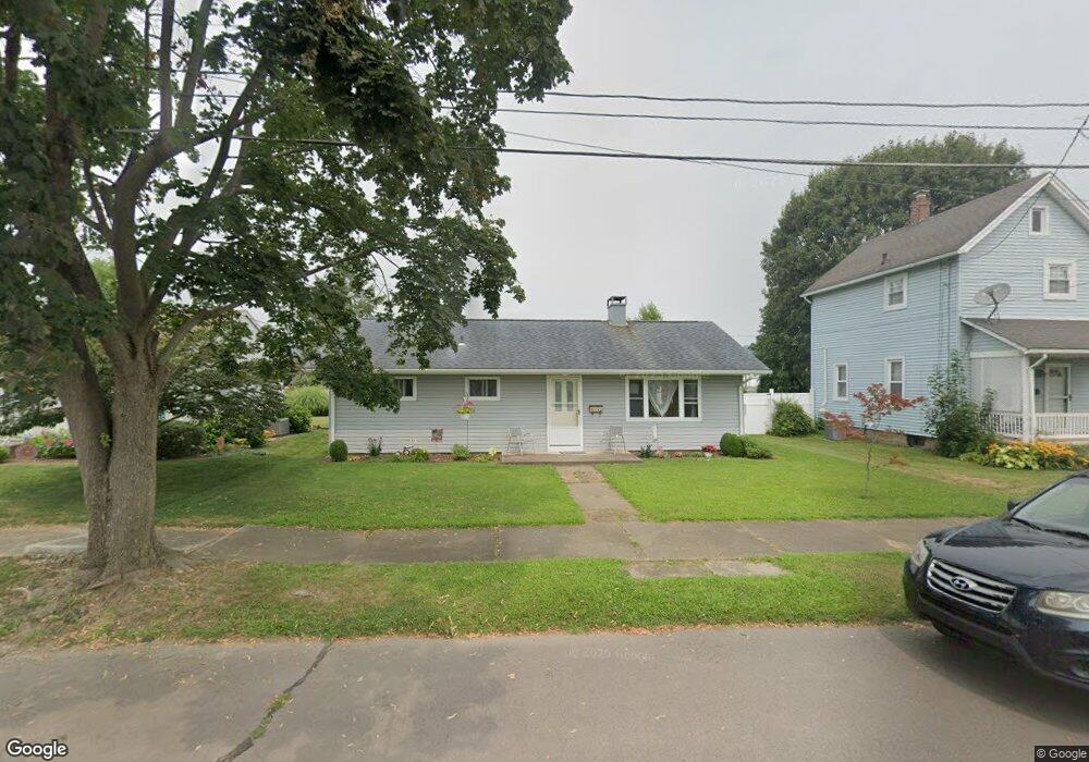 621 E 4th St, Berwick, PA 18603 - photo 1