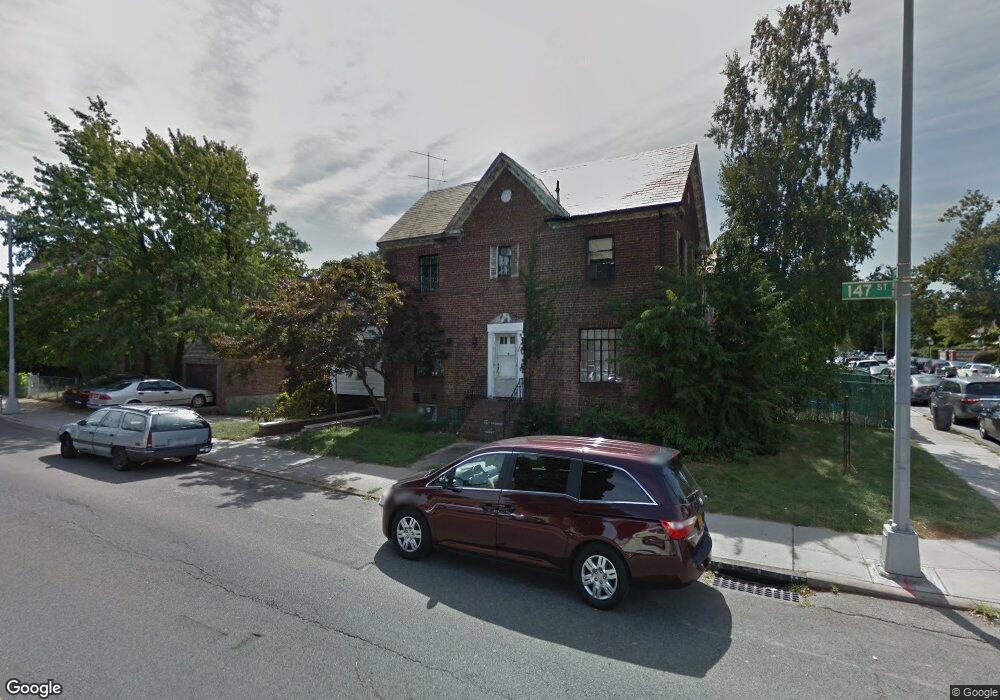 7504 147th St, Flushing, NY 11367 - photo 1