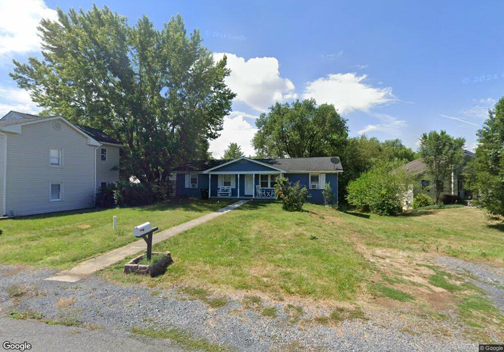173 W Lee St, New Market, VA 22844 - photo 1