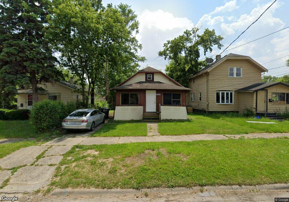 2525 Swayze St, Flint, MI 48503 - photo 1
