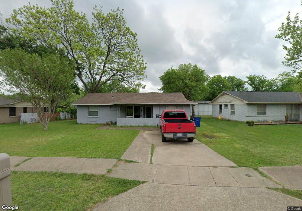 504 Cherry Ln, Ennis, TX 75119 - photo 1