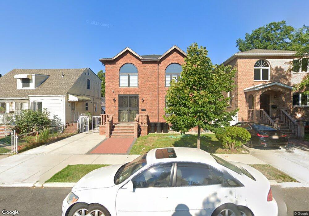 4920 167th St, Flushing, NY 11365 - photo 1