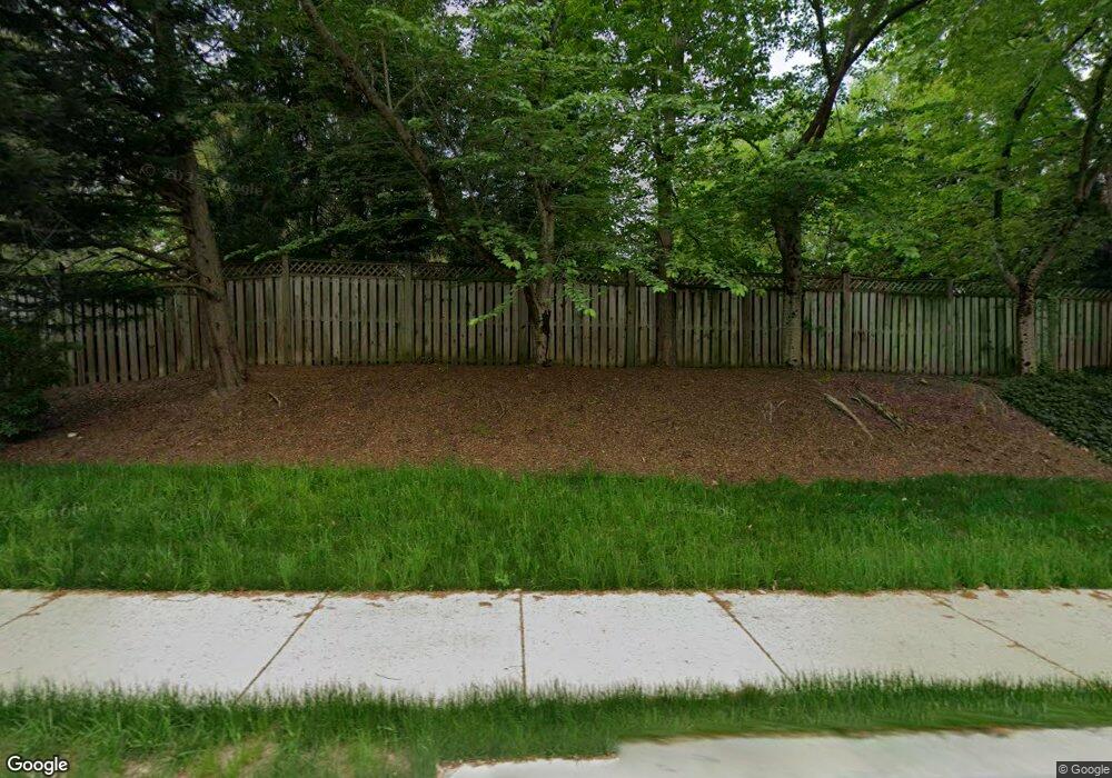 3449 Sleepy Hollow Rd, Falls Church, VA 22044 - photo 1