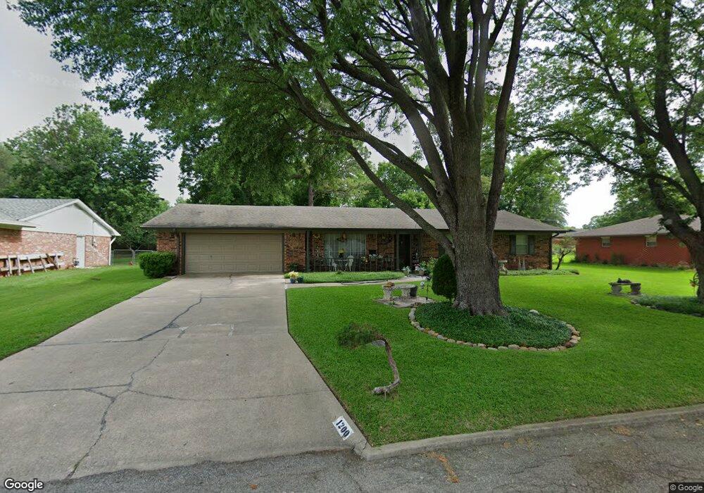 1200 N Meadow Dr, Ardmore, OK 73401 - photo 1