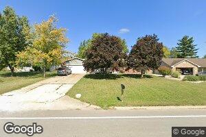 318 E Division St, Fisher, IL 61843