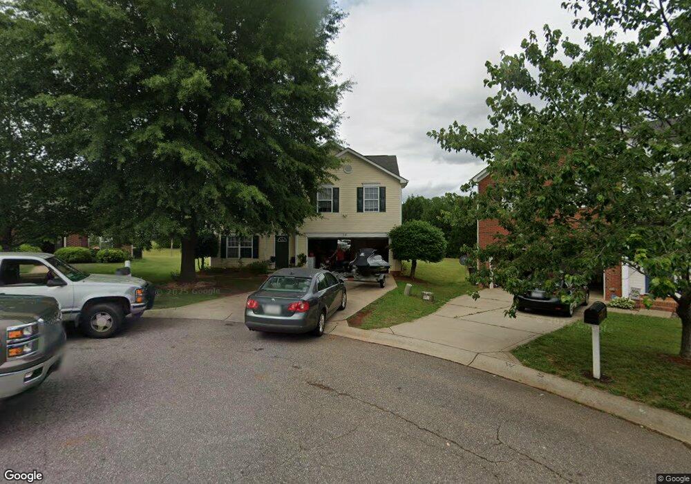 608 Castlefin Ct, Statesville, NC 28625 - photo 1