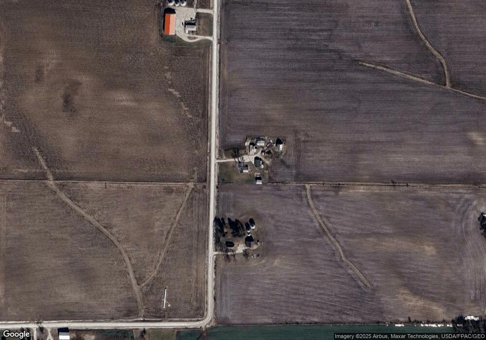 4166 Grubbs Creek Rd, Center Point, IA 52213 - photo 1