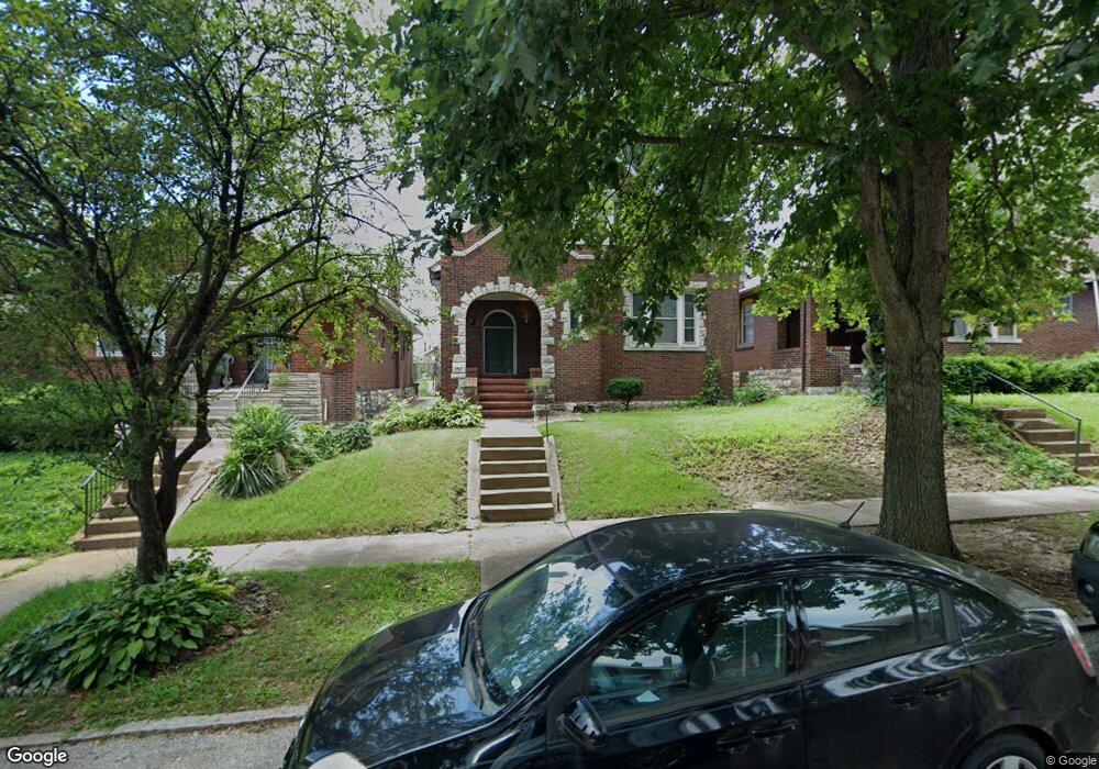 4736 Penrose St, Saint Louis, MO 63115 - photo 1