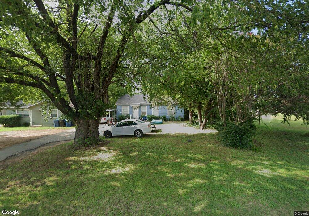 2413 W Morton St, Denison, TX 75020 - photo 1