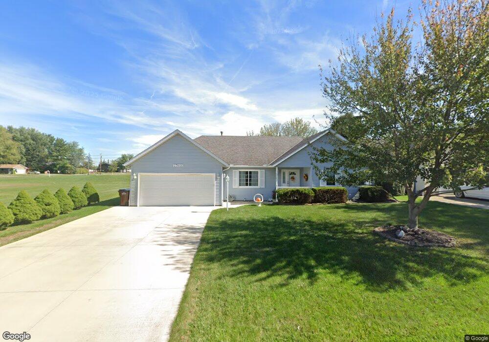 17644 Bobwhite Ct, Lagrange, OH 44050 - photo 1