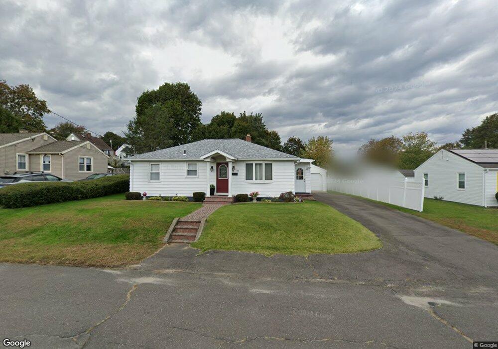 194 Anna Ave, Waterbury, CT 06708 - photo 1