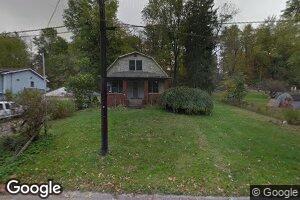 228 Penn Ave, Bowerston, OH 44695