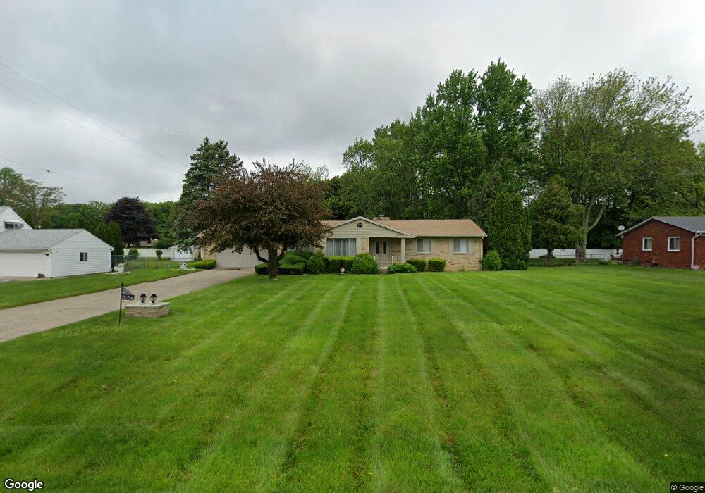 3154 W Cass Ave, Flint, MI 48504 - photo 1