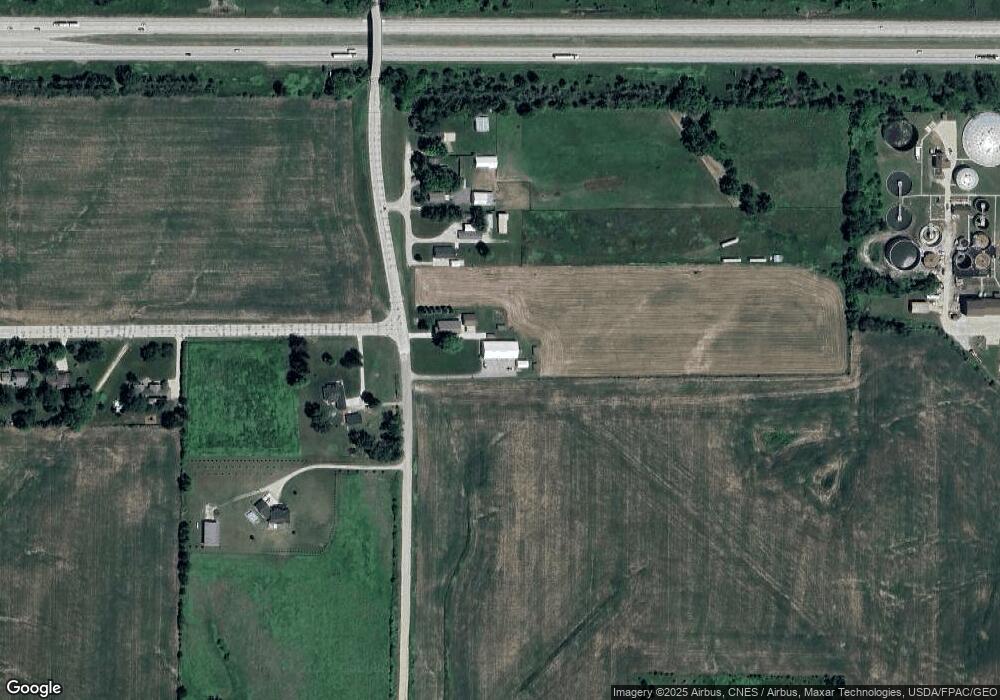 1924 W 4th St S unit A, Newton, IA 50208 - photo 1