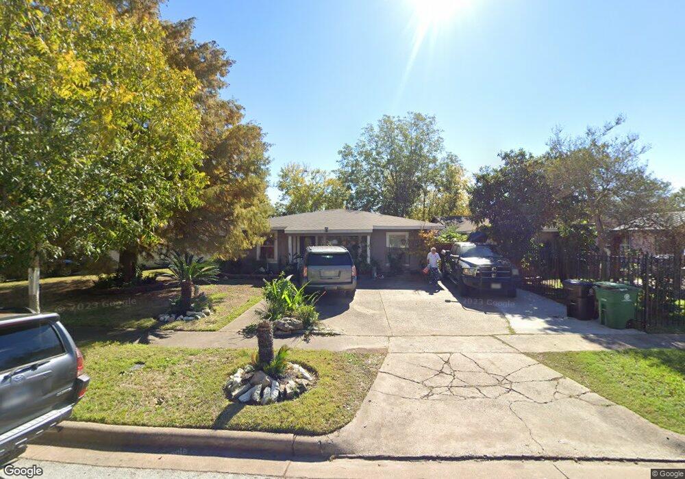 7510 Vista Verde St, Houston, TX 77087 - photo 1