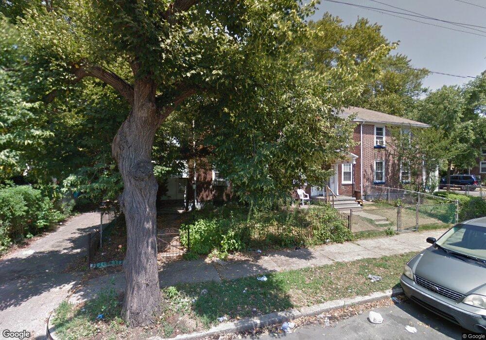 1211 N Octagon Rd, Camden, NJ 08104 - photo 1