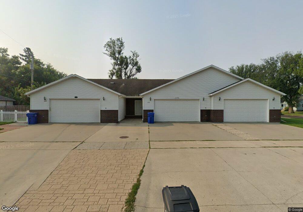 1032 15th Ave N, Fargo, ND 58102 - photo 1
