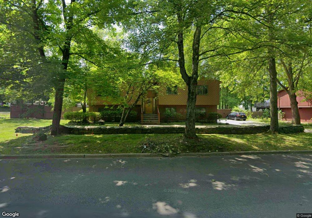 622 Gateway Ave, Valley Cottage, NY 10989 - photo 1