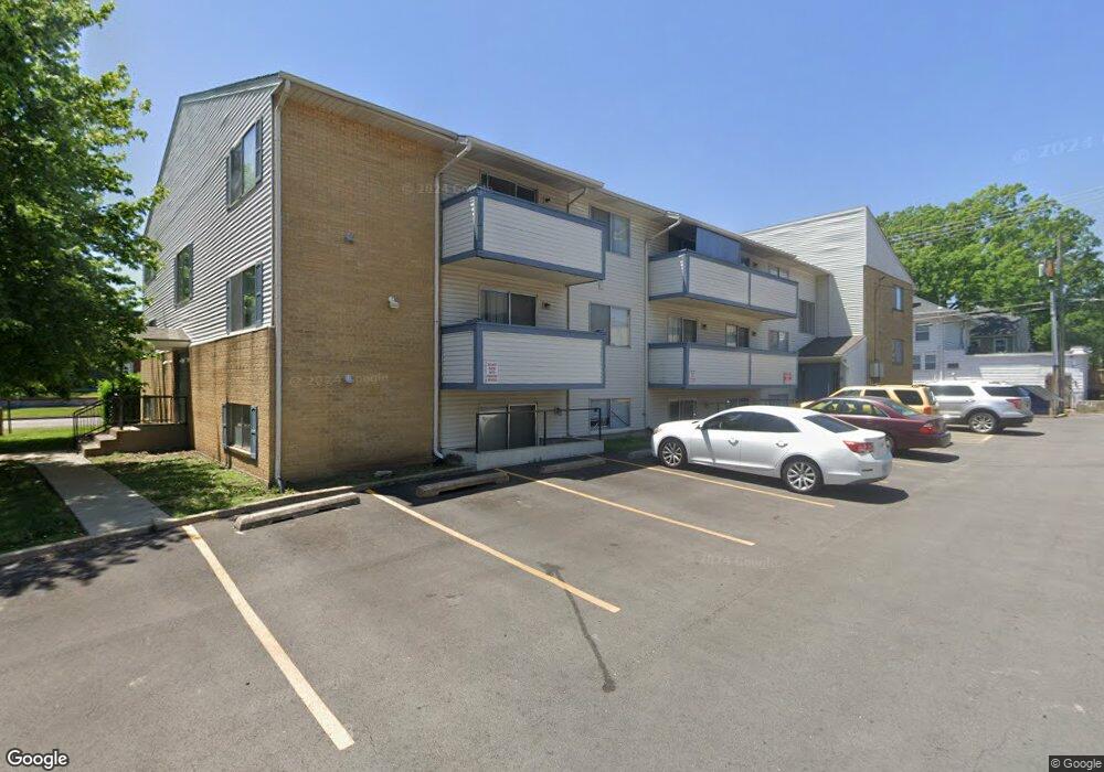 837 SW Tyler St, Topeka, KS 66612 - photo 1