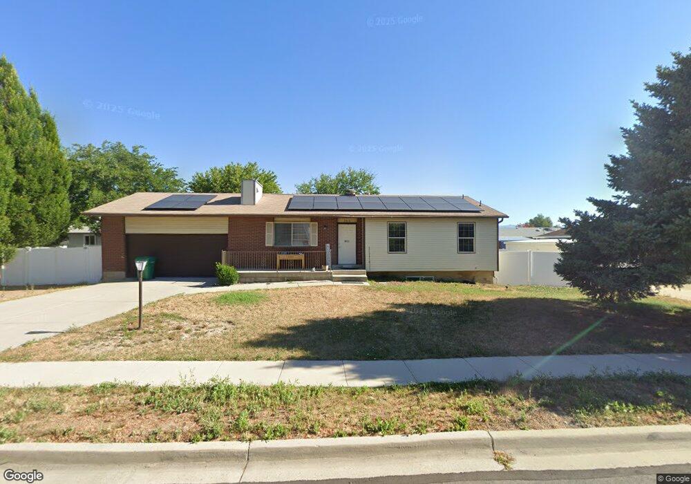 2510 Jordan Meadows Ln, West Jordan, UT 84084 - photo 1