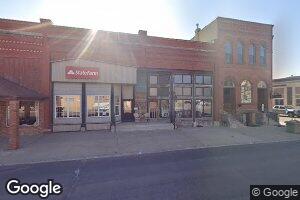 107 W 2nd St, Holstein, IA 51025