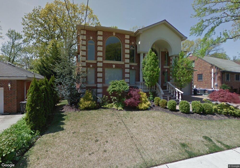 1115 Briar Way, Fort Lee, NJ 07024 - photo 1