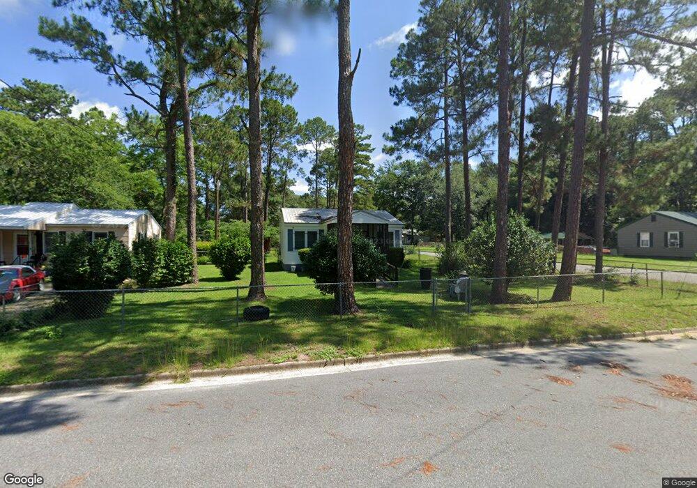 1301 W Waddell Ave, Albany, GA 31707 - photo 1