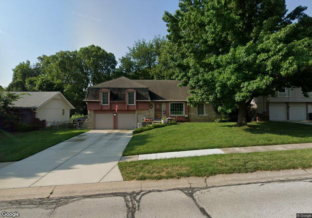 11007 W 69th St, Shawnee, KS 66203 - photo 1