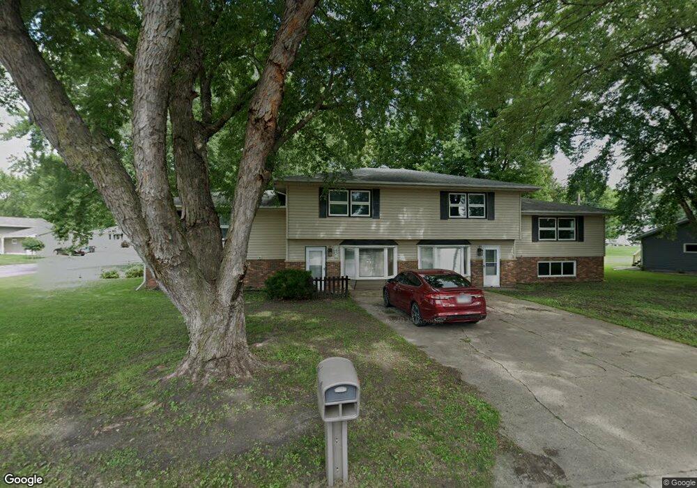 1401 Spartan Ave, Albert Lea, MN 56007 - photo 1