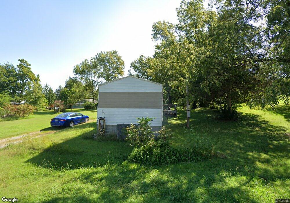 408 Marsh St, Harrisburg, IL 62946 - photo 1