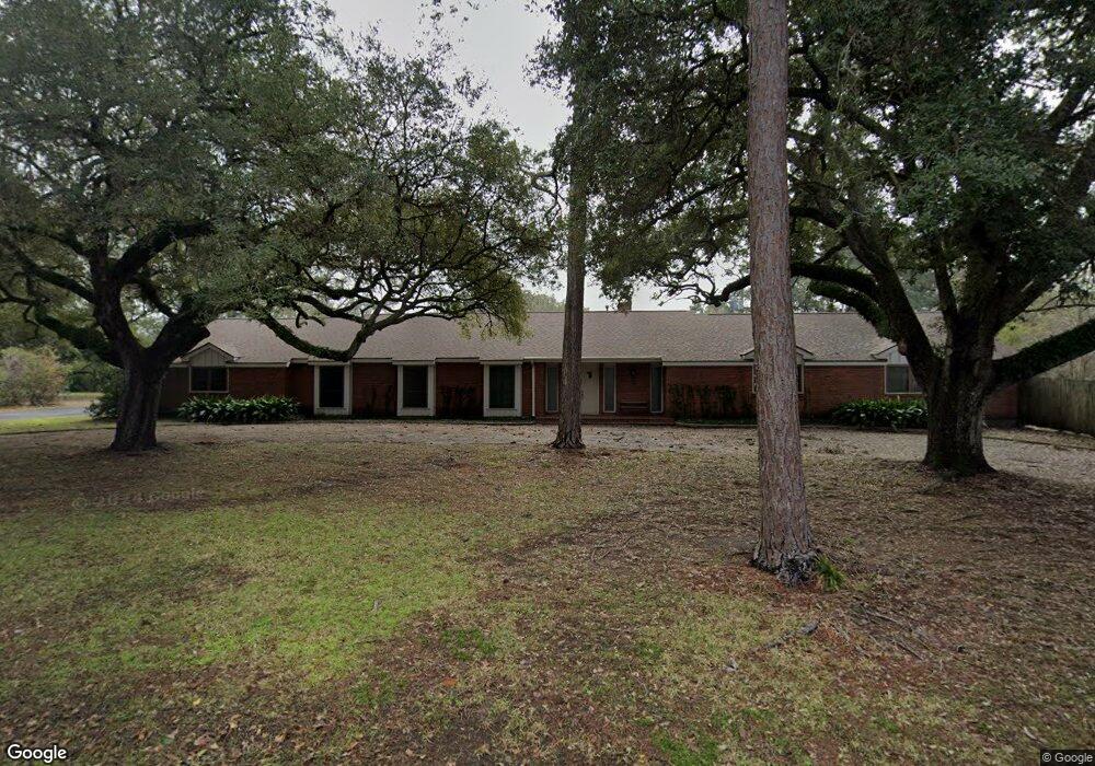 1009 Hillcrest Dr, Richmond, TX 77469 - photo 1