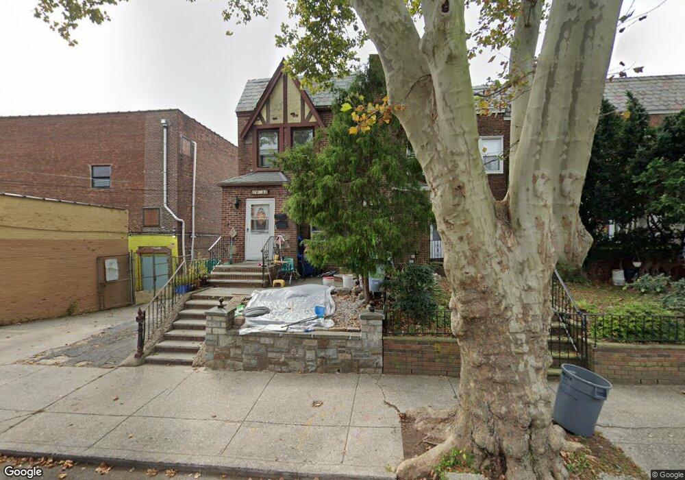 2932 200th St unit 2nd Fl, Bayside, NY 11360 - photo 1