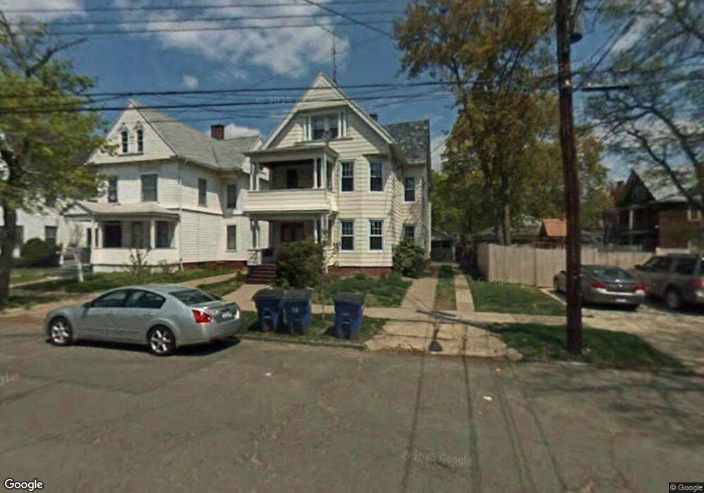 115 Maple St unit 2, New Haven, CT 06511 - photo 1