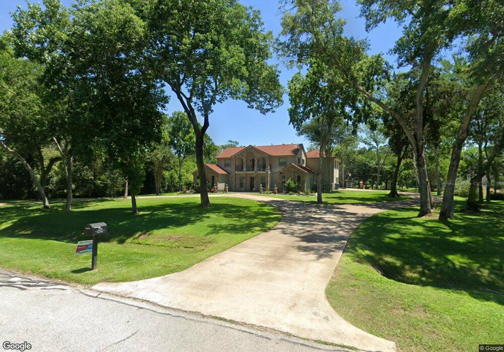 2103 Pine Dr, Friendswood, TX 77546 - photo 1