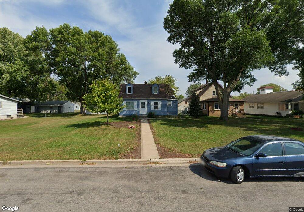 914 N Spring St, New Ulm, MN 56073 - photo 1