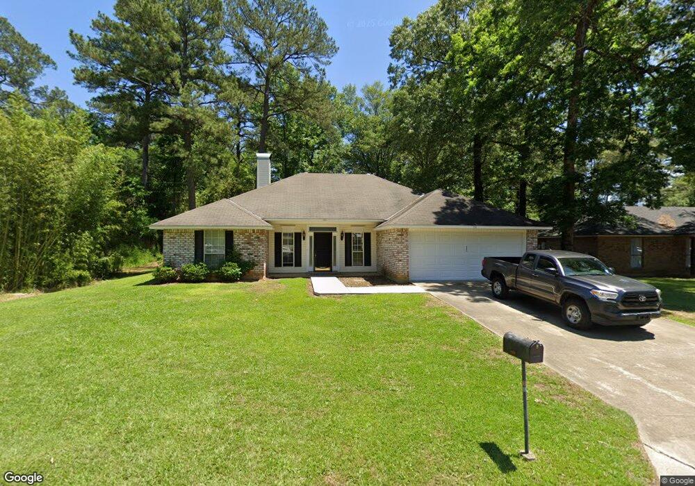 118 Wildwood Dr, Pineville, LA 71360 - photo 1