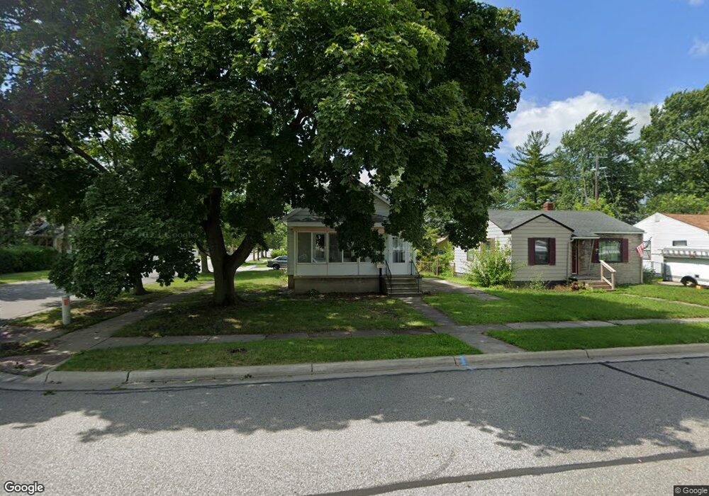 1725 22nd St, Port Huron, MI 48060 - photo 1